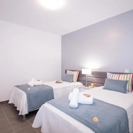 Riviera By Algarve Vacation וילה Armação de Pêra