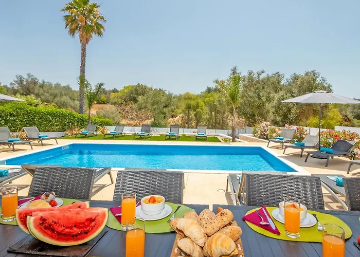 Riviera By Algarve Vacation Villa *